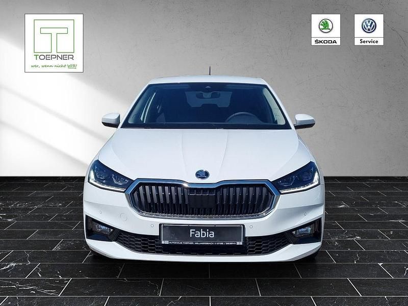 Weiß Neu 2025 Skoda Fabia Lodge Limousine | 24.790 € (Fairer Preis) - Bild 1/4