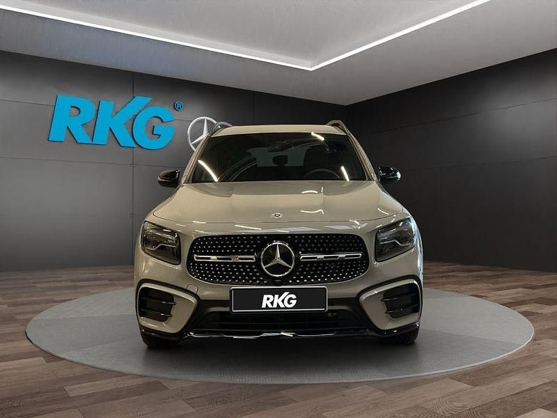 Gebraucht Mercedes GLB200 AMG 150 PS (110 kW) 2025 Grau SUV