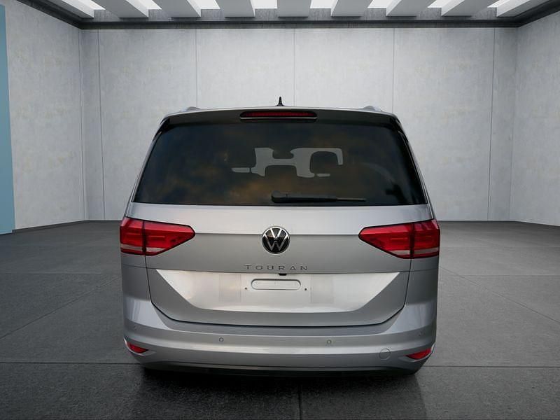 Neu VW Touran 150 PS (110 kW) 2025 Grau Van / Kleinbus
