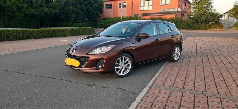 Gebraucht Mazda 3 105 PS (77 kW) 2013 Braun Limousine