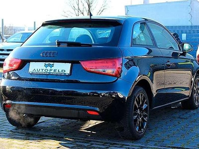 Gebraucht Audi A1 Ambition 86 PS (63 kW) 2012 Schwarz Limousine