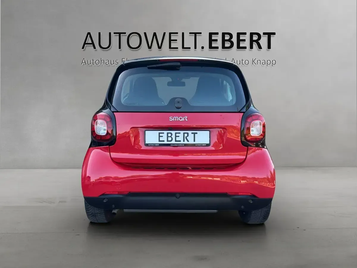 Gebraucht Smart ForTwo Coupé Passion 90 PS (66 kW) 2019 Rot Coupé
