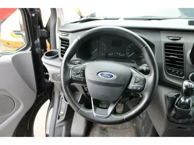 Gebraucht Ford Transit Custom 131 PS (96 kW) 2022 Schwarz Kombi