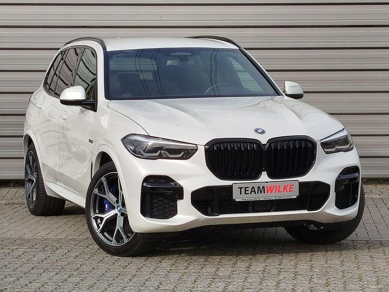 Gebraucht BMW X5 M Sport 394 PS (289 kW) 2022 Weiß SUV