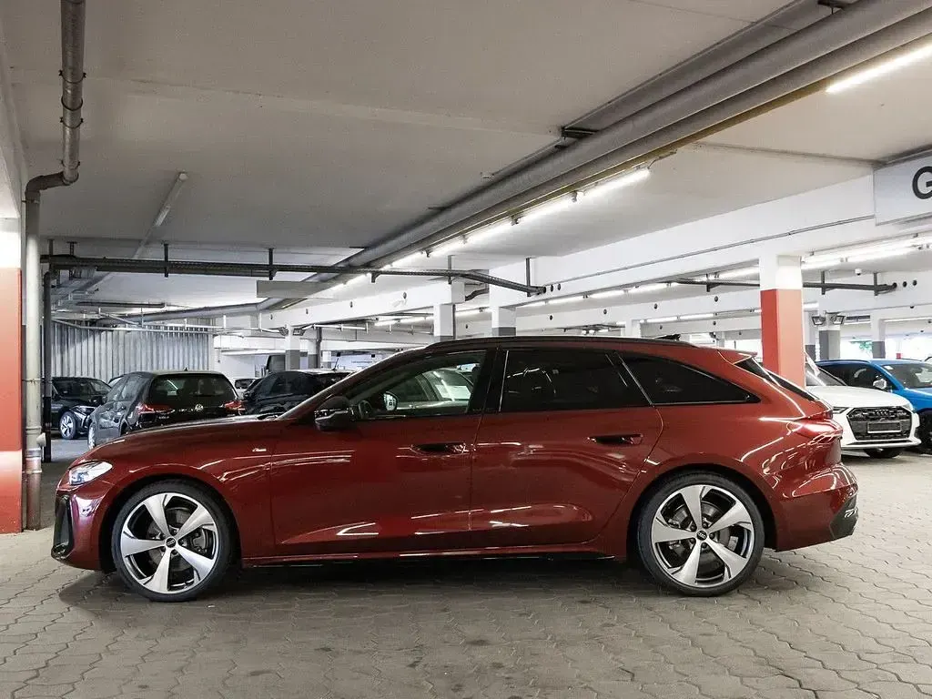 Gebraucht Audi A5 Ambiente 204 PS (150 kW) 2025 Grenadinerot metallic Kombi