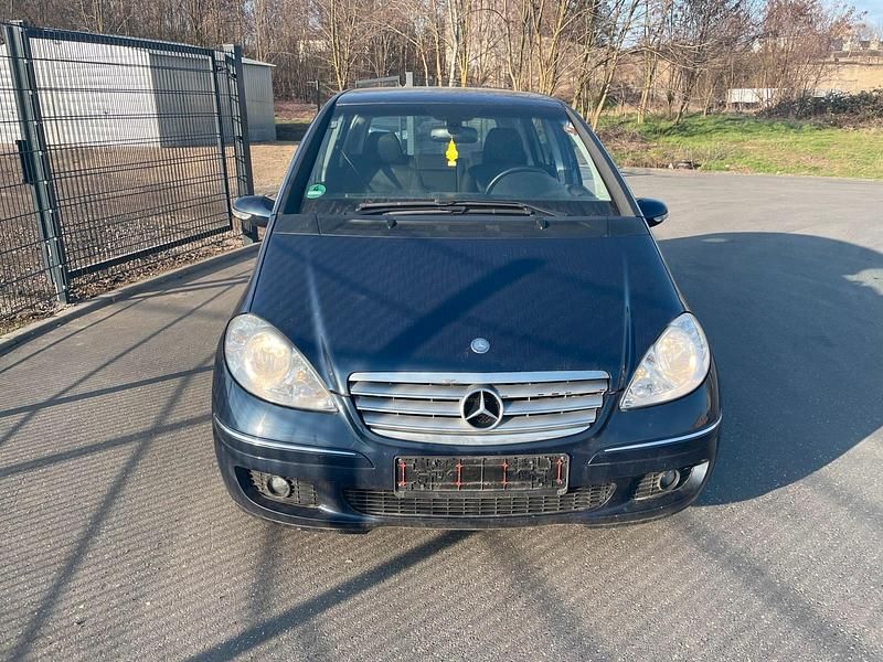 Gebraucht Mercedes A170 116 PS (85 kW) 2007 Blau Kleinwagen