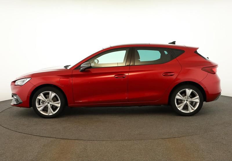 Gebraucht Seat Leon FR 204 PS (150 kW) 2024 Desire red exclusive SUV