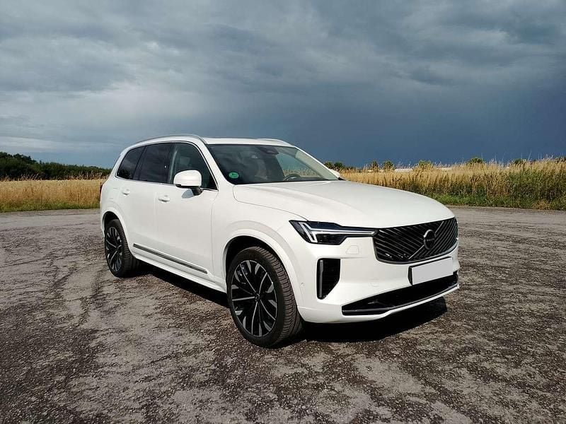 Weiß Gebraucht 2025 Volvo XC90 Ultra SUV | 82.500 € (Guter Preis) - Bild 1/4
