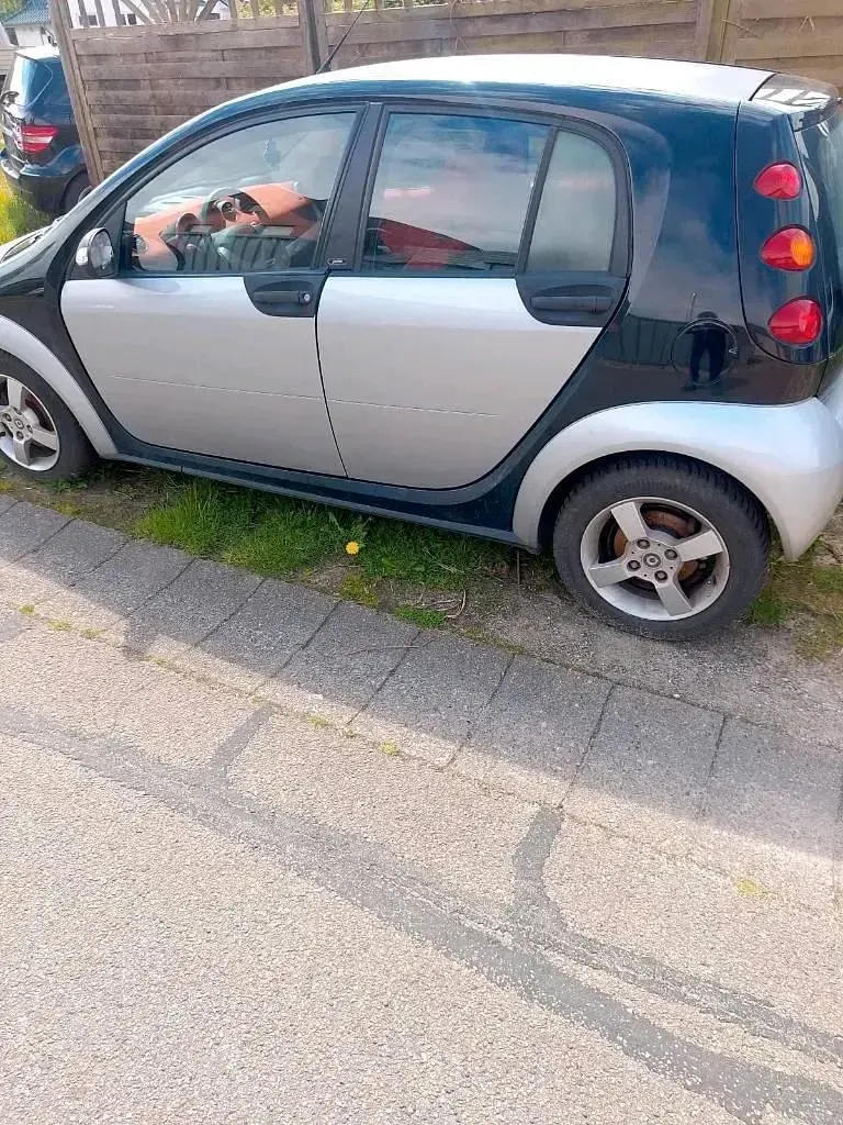 Gebraucht Smart ForFour 75 PS (55 kW) 2004 Schwarz Kleinwagen