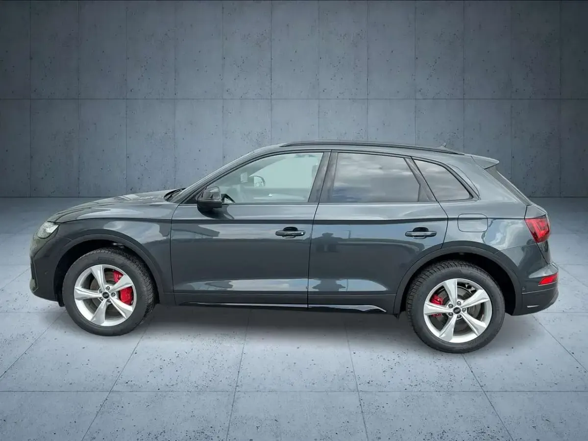 Second-hand Audi Q5 Advanced Plus 299 CP (219 kW) 2025 Gri SUV