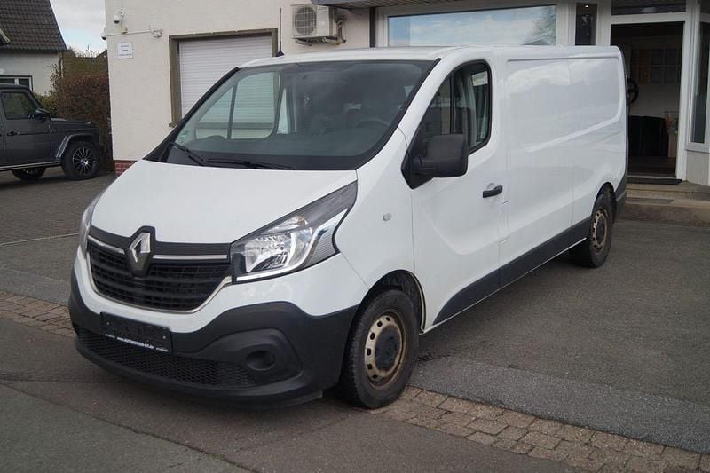 Gebraucht Renault Trafic 145 PS (106 kW) 2021 Weiß Van / Kleinbus