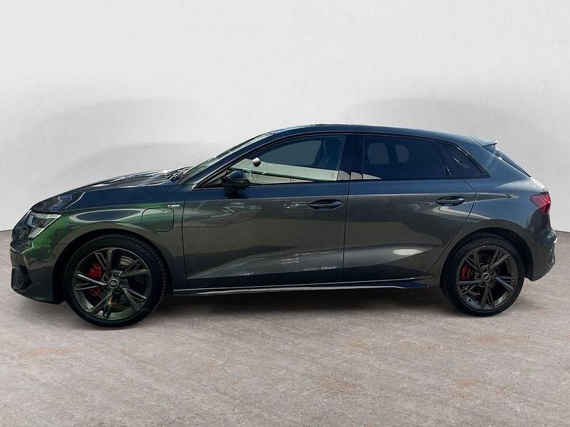 Gebraucht Audi A3 S-Line 150 PS (110 kW) 2022 Grau Limousine