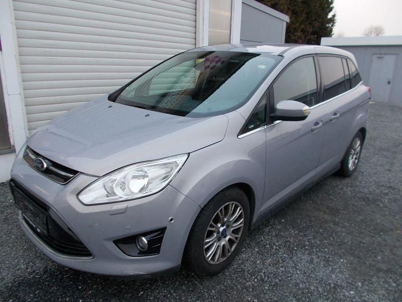 Gebraucht Ford Grand C-Max Titanium 140 PS (102 kW) 2011 Silber Van / Kleinbus