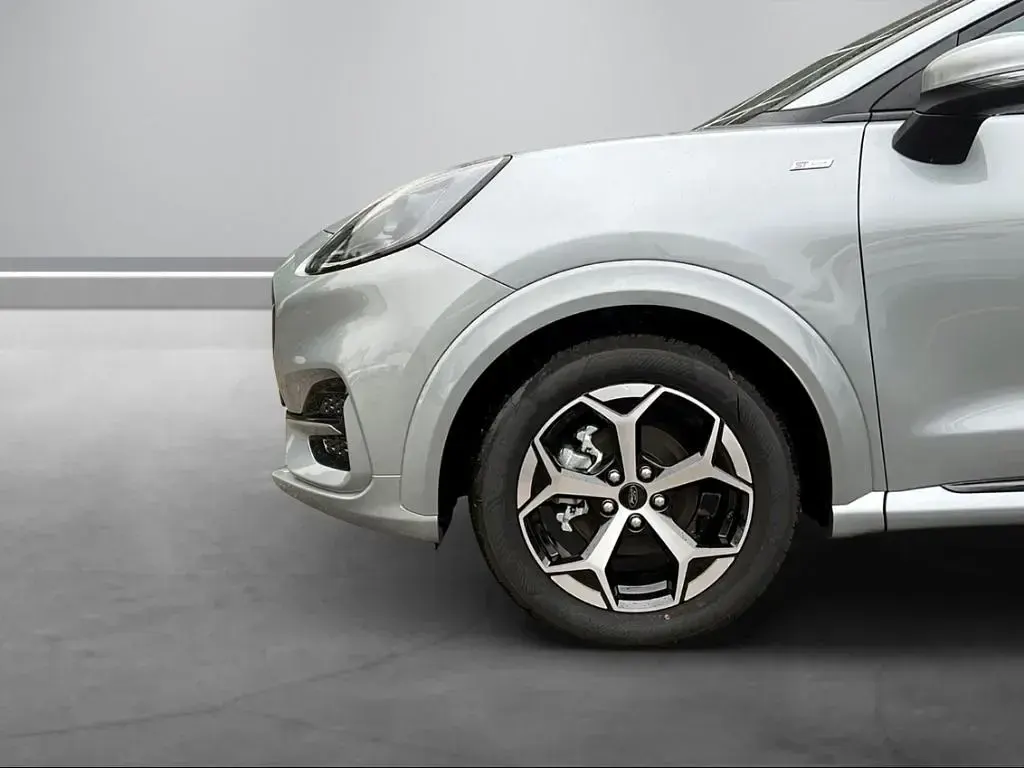 Ny Ford Puma ST-Line 125 HK (91 kW) 2025 Sølv SUV