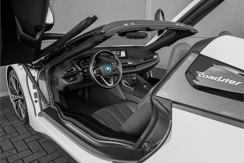 Gebraucht BMW i8 374 PS (275 kW) 2019 Weiß Cabrio