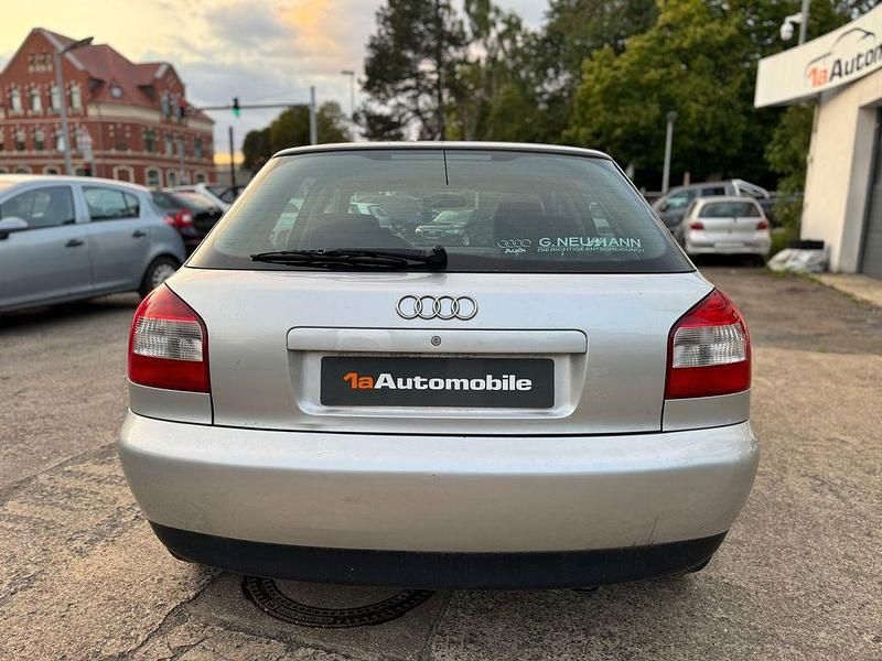 Gebraucht Audi A3 Ambition 102 PS (75 kW) 2000 Silber Limousine