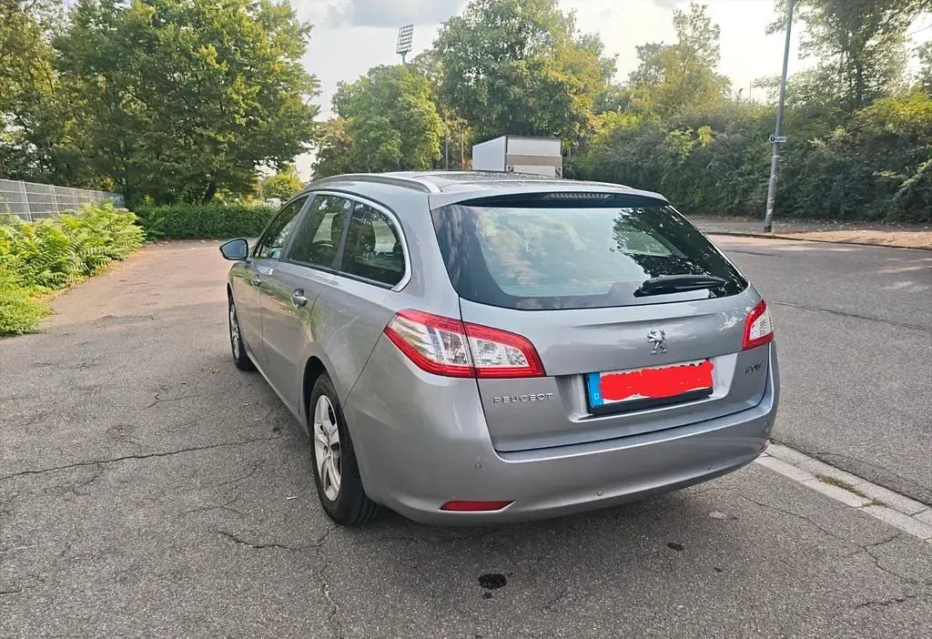 Gebraucht Peugeot 508 SW Active 120 PS (88 kW) 2015 Grau Kombi