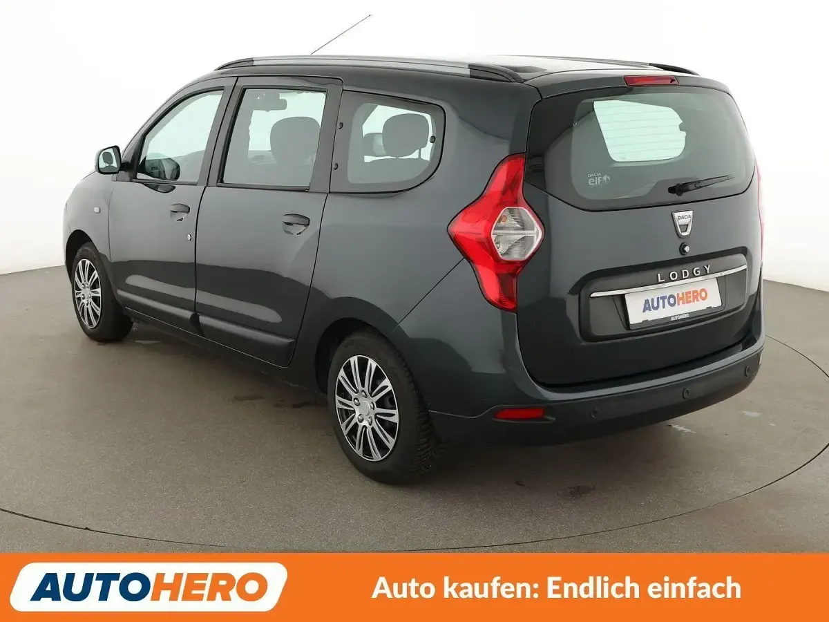 Gebraucht Dacia Lodgy Comfort 102 PS (75 kW) 2020 Grau Van / Kleinbus