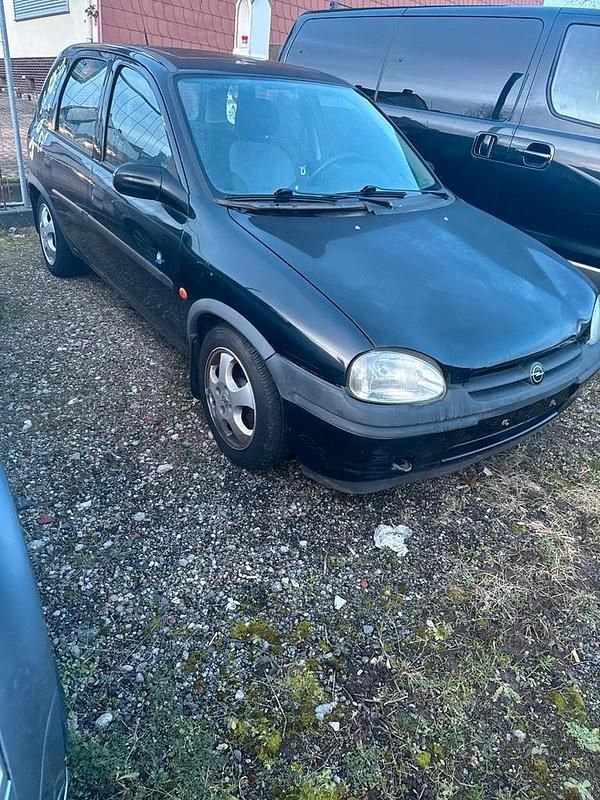 Gebraucht Opel Corsa 54 PS (39 kW) 1998 Schwarz Kleinwagen
