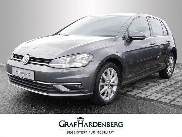 Grau Gebraucht 2018 VW Golf VII Join Kleinwagen | 16.888 € (Fairer Preis) - Bild 1/2