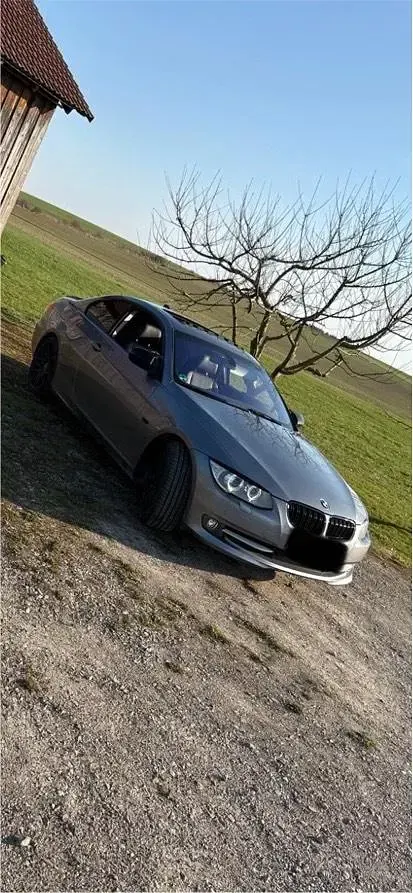 Gebraucht BMW 320 170 PS (125 kW) 2012 Grau Coupé
