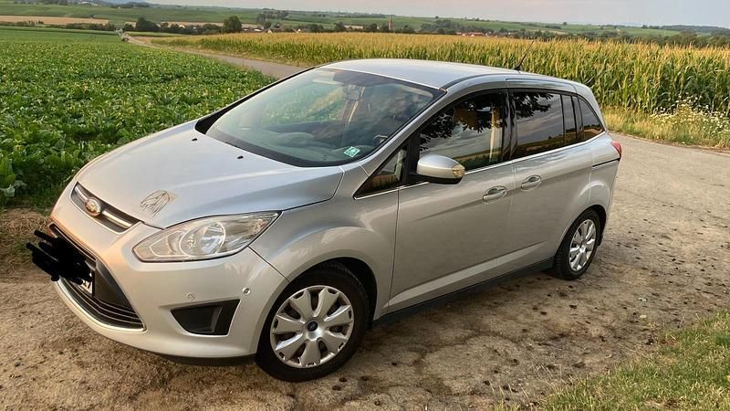 Silber Gebraucht 2012 Ford Grand C-Max Van / Kleinbus | 4.000 € (Superpreis) - Bild 1/4