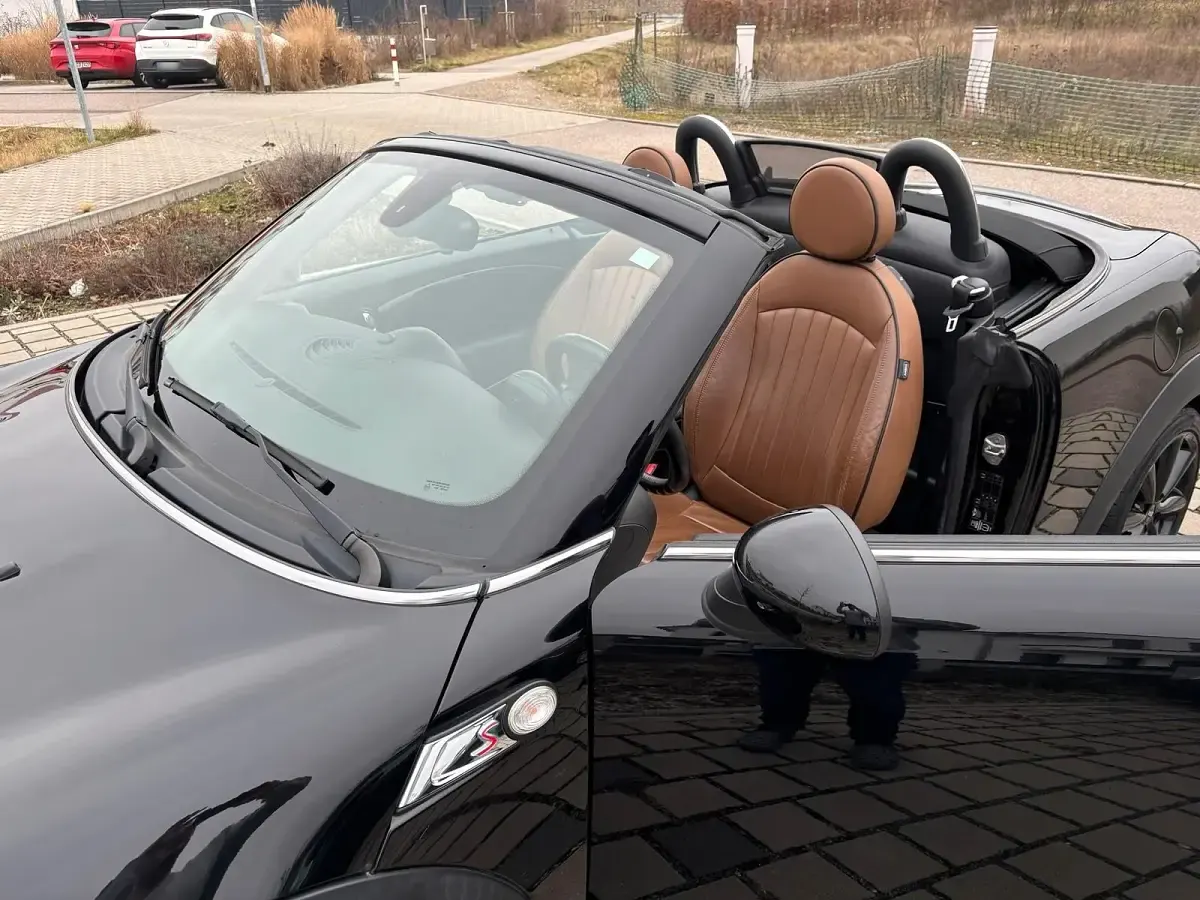 Gebraucht Mini Cooper S Roadster 184 PS (135 kW) 2012 Schwarz Cabrio