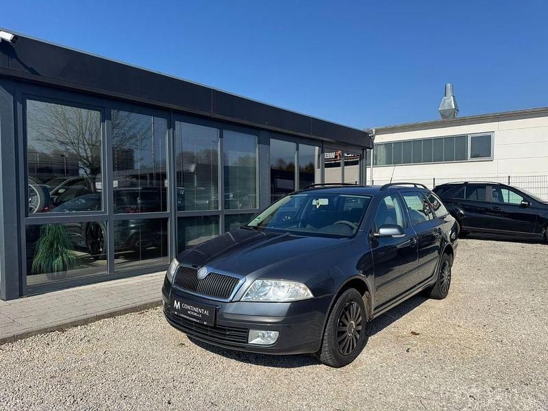 Gebraucht Skoda Octavia Ambiente 105 PS (77 kW) 2007 Grau Kombi