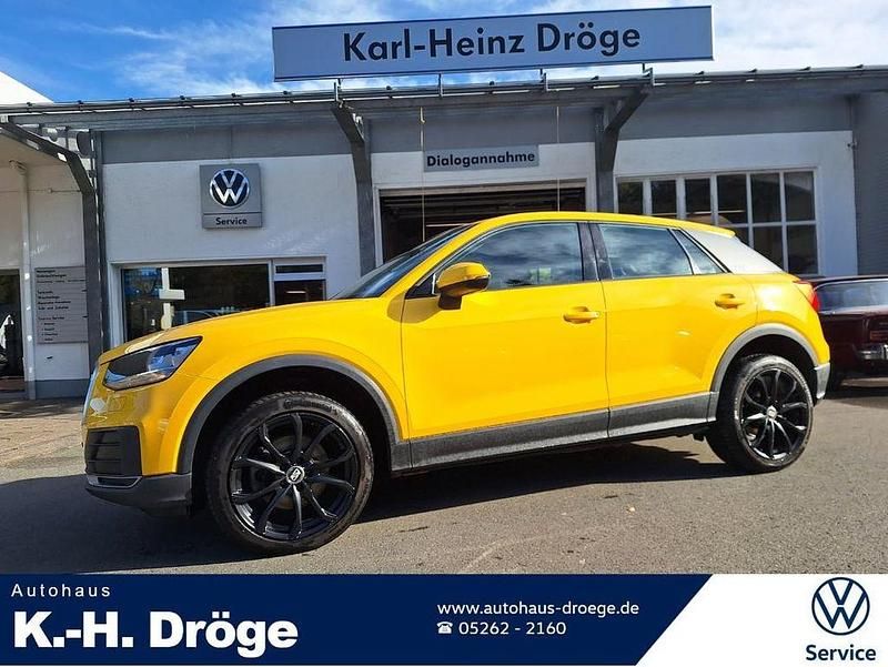 Gelb Gebraucht 2017 Audi Q2 Design SUV | 15.780 € (Fairer Preis) - Bild 1/4