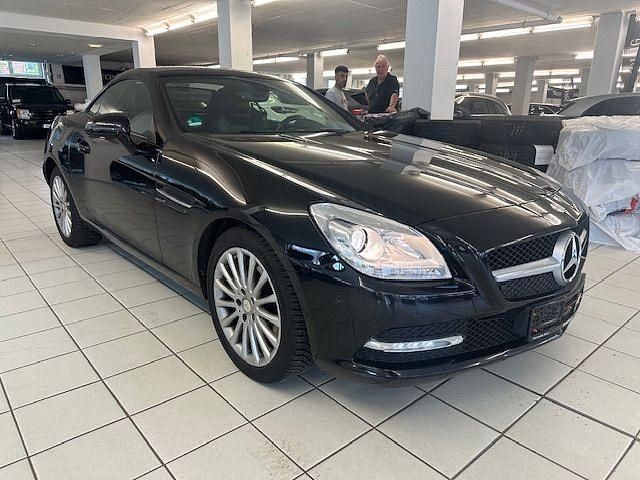 Schwarz Gebraucht 2014 Mercedes SLK200 Cabrio | 19.400 € (Fairer Preis) - Bild 1/4
