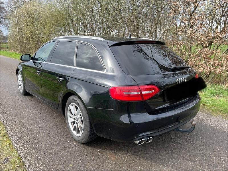 Gebraucht Audi A4 190 PS (139 kW) 2015 Schwarz Kombi