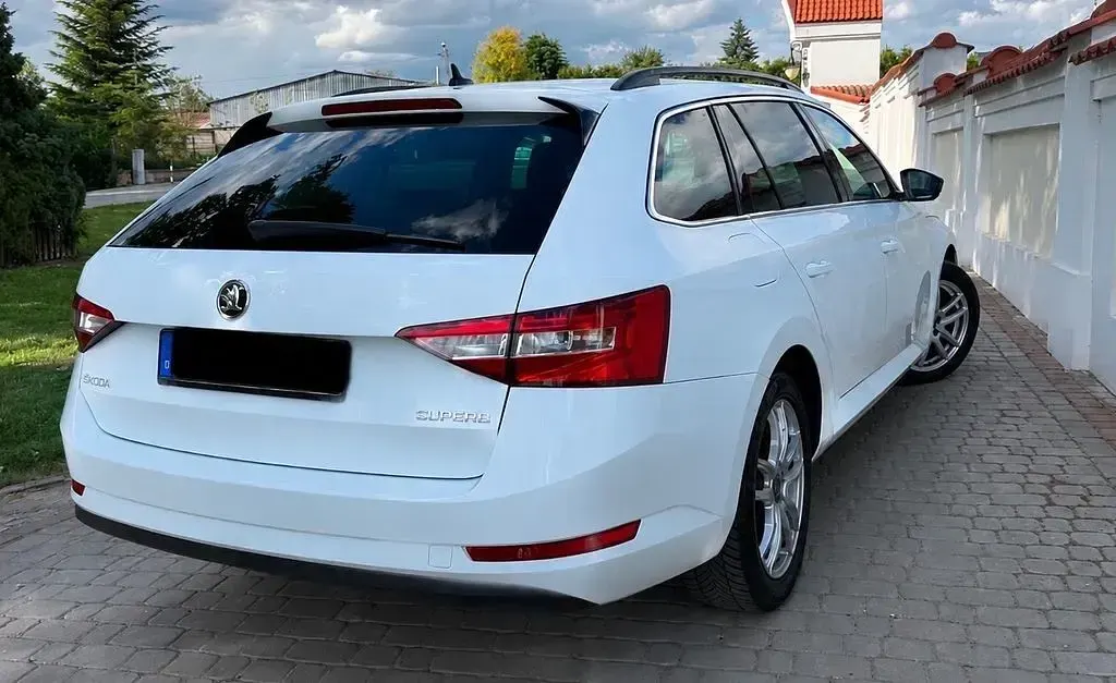 Gebraucht Skoda Superb Style 150 PS (110 kW) 2016 Limousine