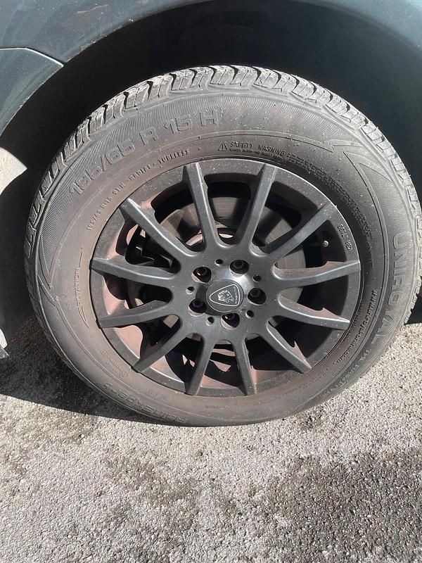 Gebraucht VW New Beetle Cabriolet 101 PS (74 kW) 2005 Grün Cabrio