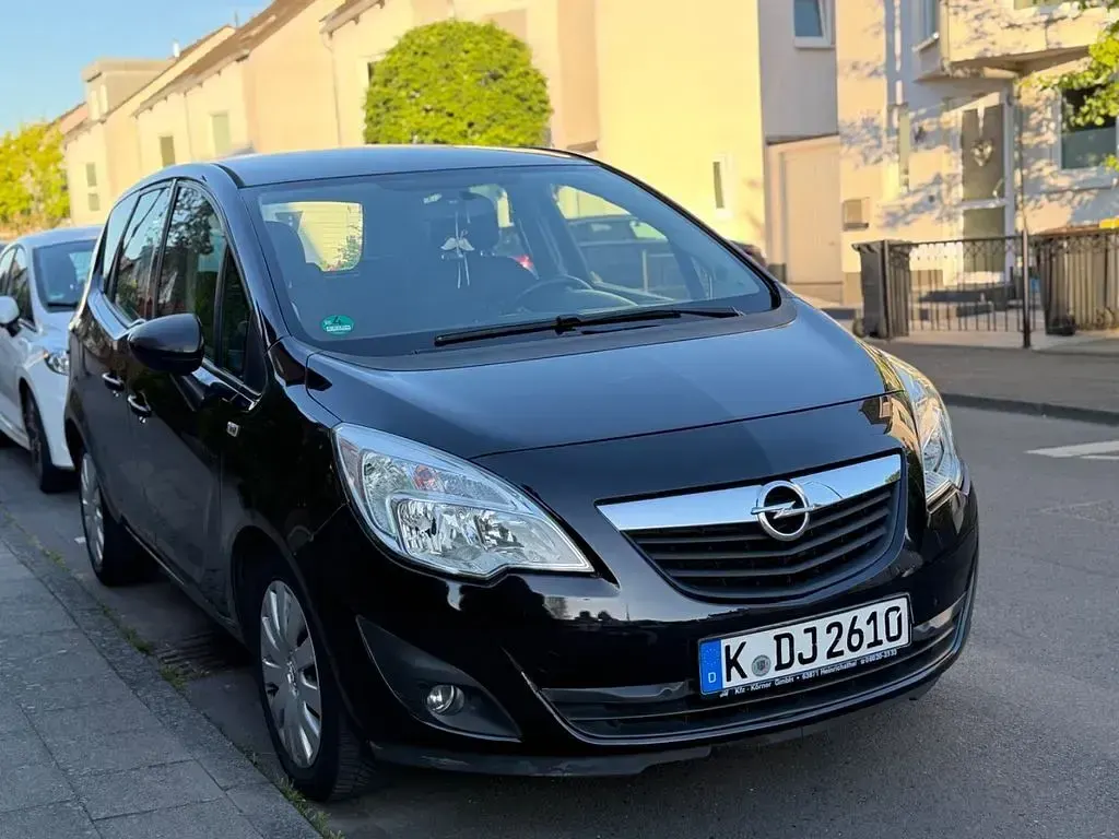 Gebraucht Opel Meriva 101 PS (74 kW) 2010 Van / Kleinbus