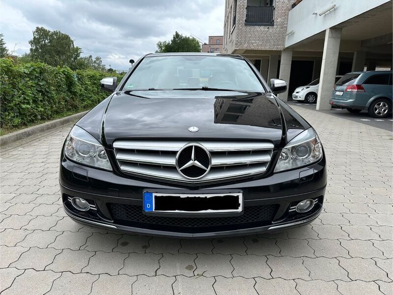 Gebraucht Mercedes C200 Avantgarde 184 PS (135 kW) 2007 Schwarz Limousine
