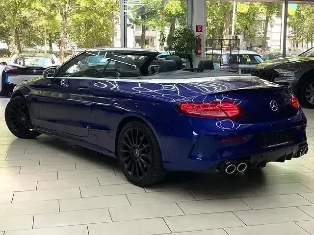 Gebraucht Mercedes C43 AMG AMG 390 PS (286 kW) 2019 Blau Cabrio