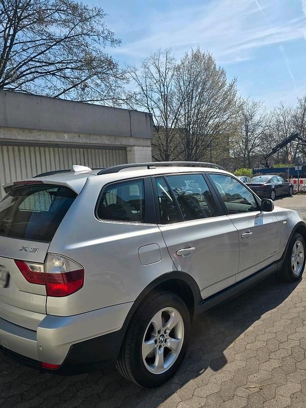 Gebraucht BMW X3 177 PS (130 kW) 2009 Silber SUV