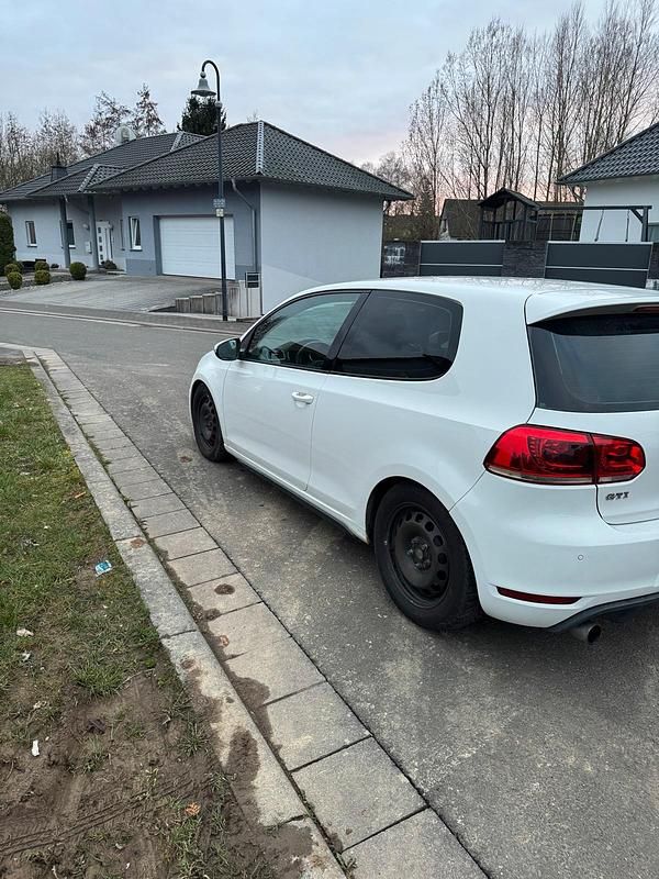 Gebraucht VW Golf VI GTI 211 PS (155 kW) 2009 Weiß Kleinwagen