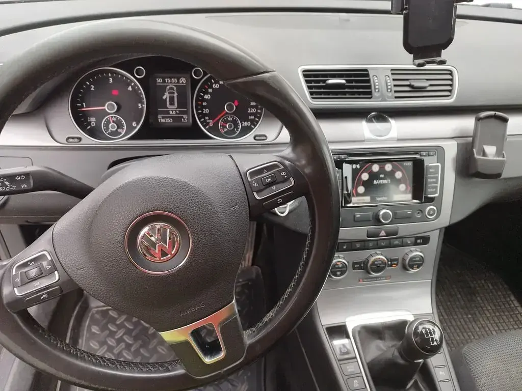 Gebraucht VW Passat Comfortline 140 PS (102 kW) 2013 Grau Kombi