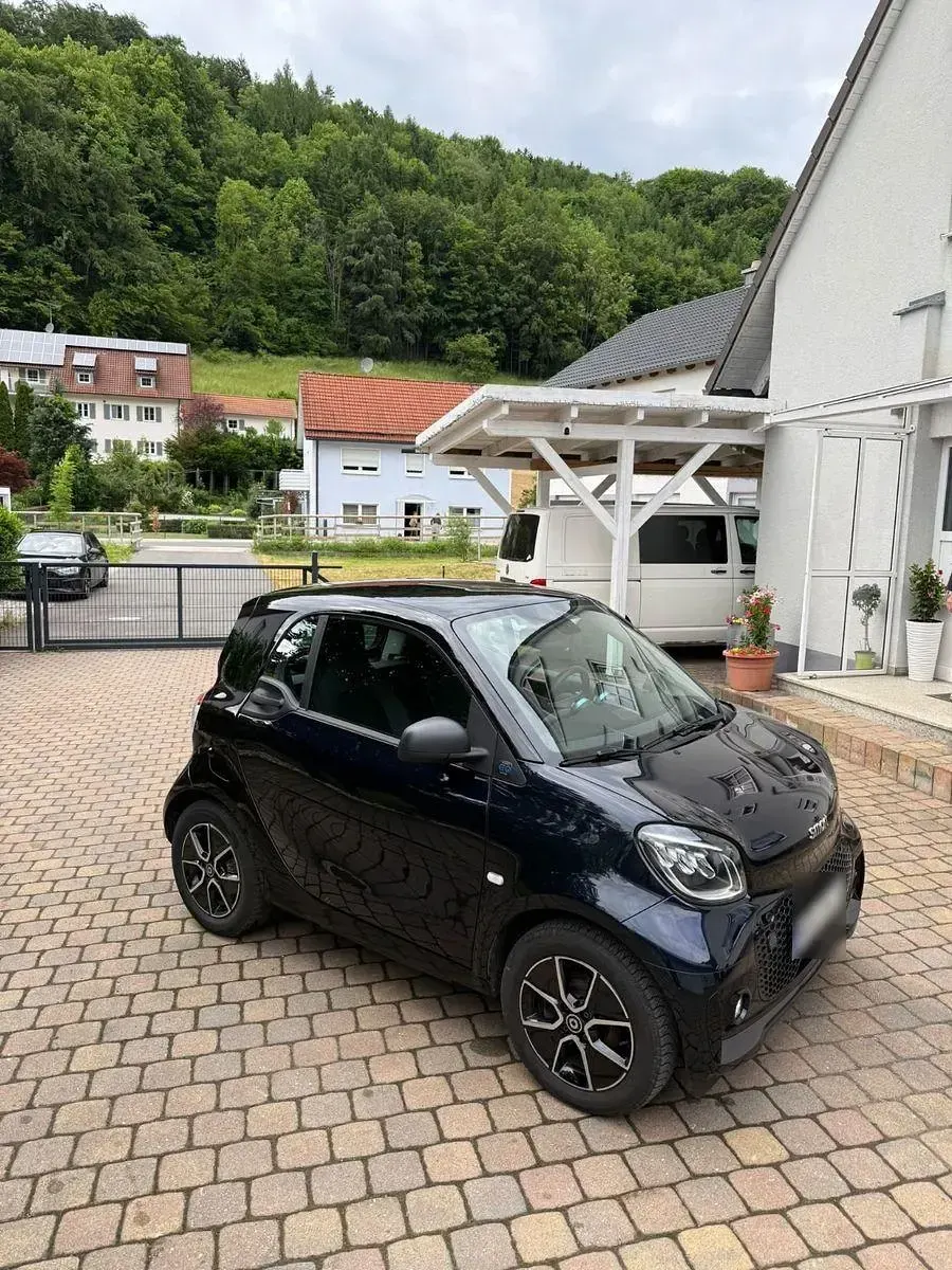Gebraucht Smart ForTwo Coupé 60 kW (82 PS) 2022 Blau Coupé