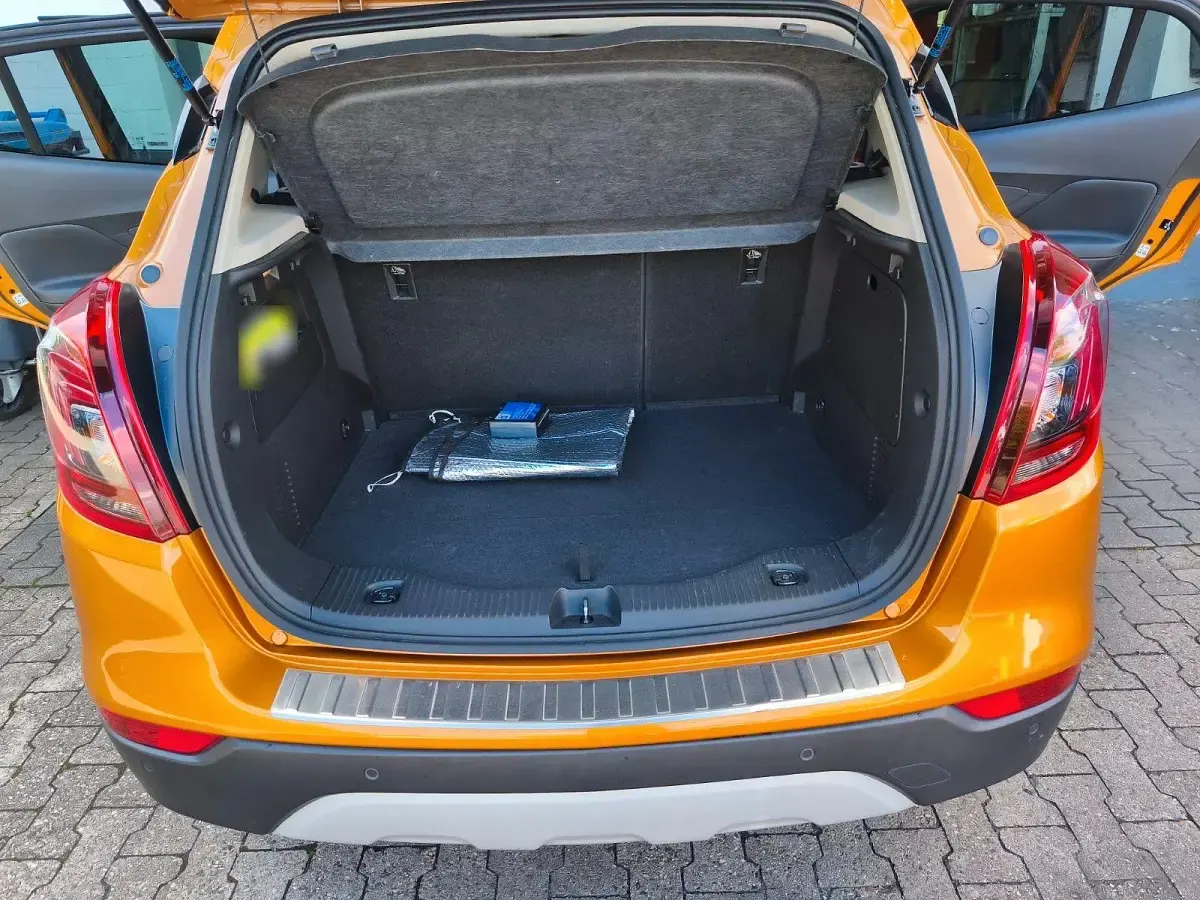 Używany Opel Mokka 140 KM (102 kW) 2017 Pomarańczowy SUV