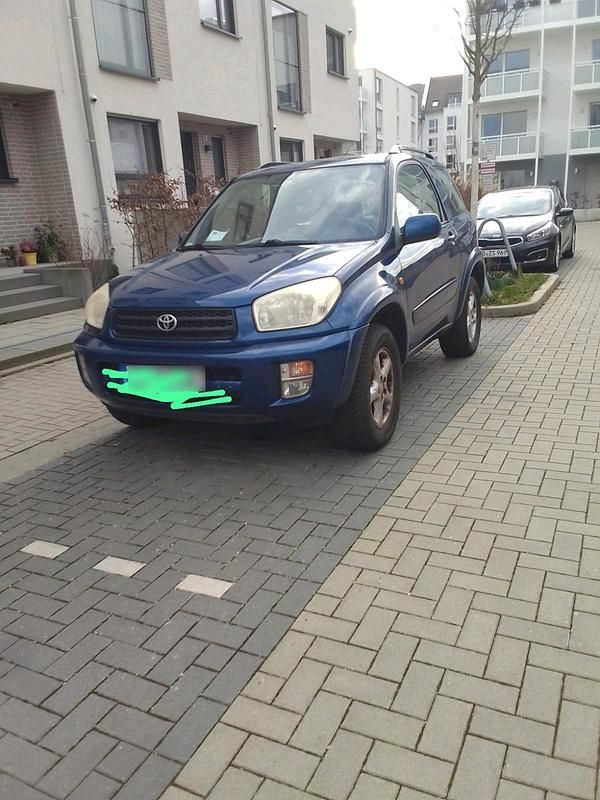 Gebraucht Toyota RAV4 150 PS (110 kW) 2002 Blau SUV