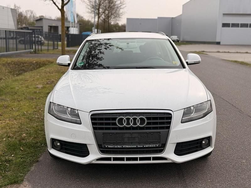 Gebraucht Audi A4 143 PS (105 kW) 2008 Weiß Kombi