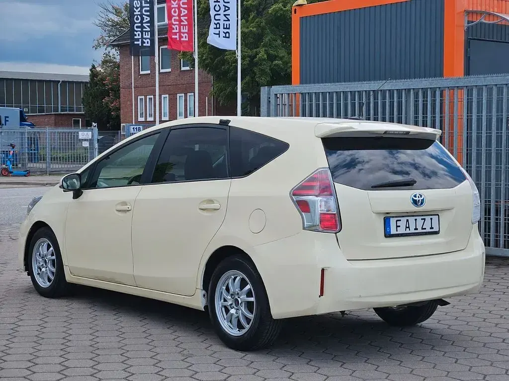 Occasion Toyota Prius+ 99 ch (72 kW) 2016 Blanc Monospace