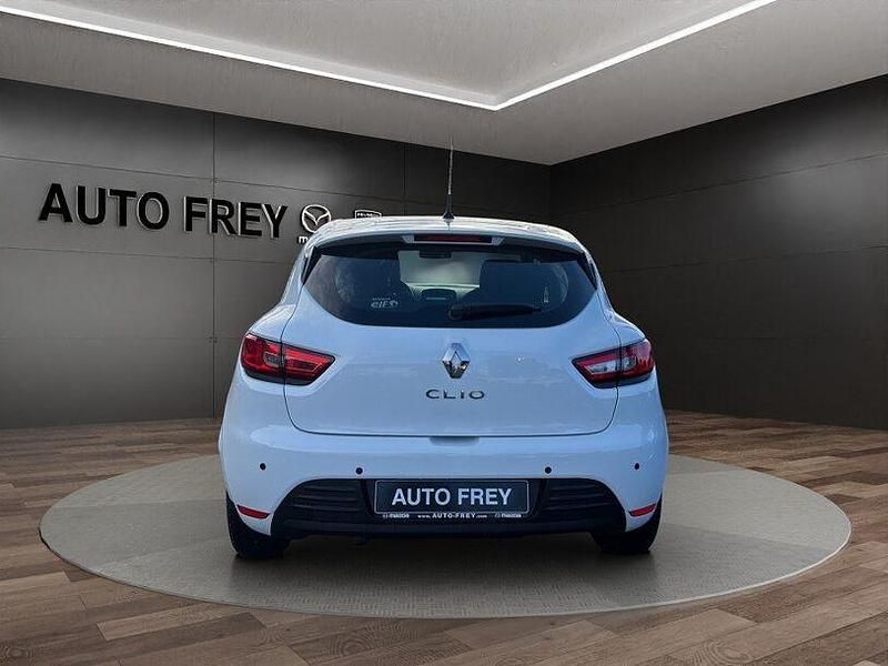 Gebraucht Renault Clio IV Life 76 PS (55 kW) 2019 Weiß Kleinwagen