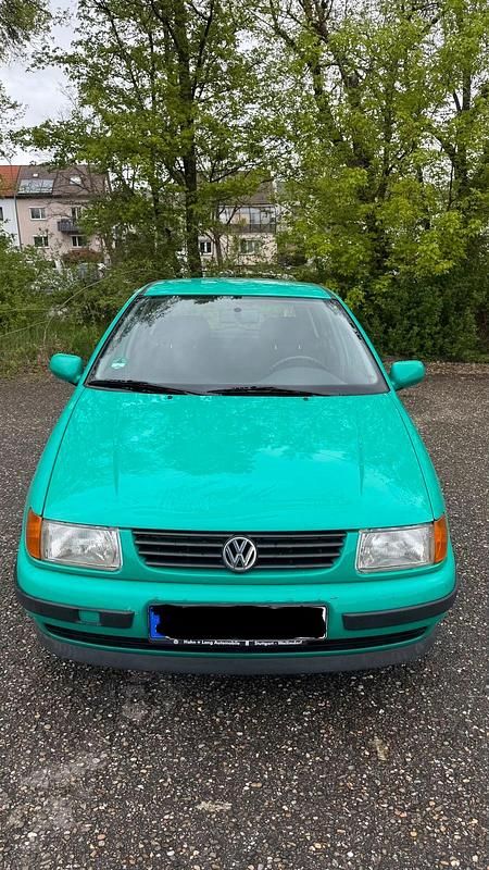 Second-hand VW Polo 58 CP (42 kW) 1999 Verde Hatchback