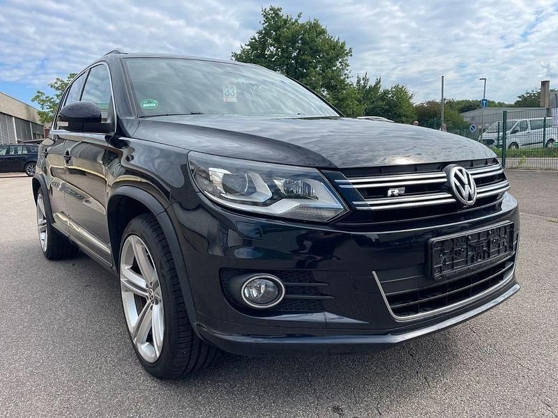 Schwarz Gebraucht 2014 VW Tiguan Sportline SUV | 13.999 € (Fairer Preis) - Bild 1/4