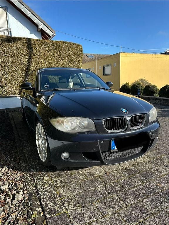 Gebraucht BMW 118 Sport Line 143 PS (105 kW) 2007 Blau Kleinwagen