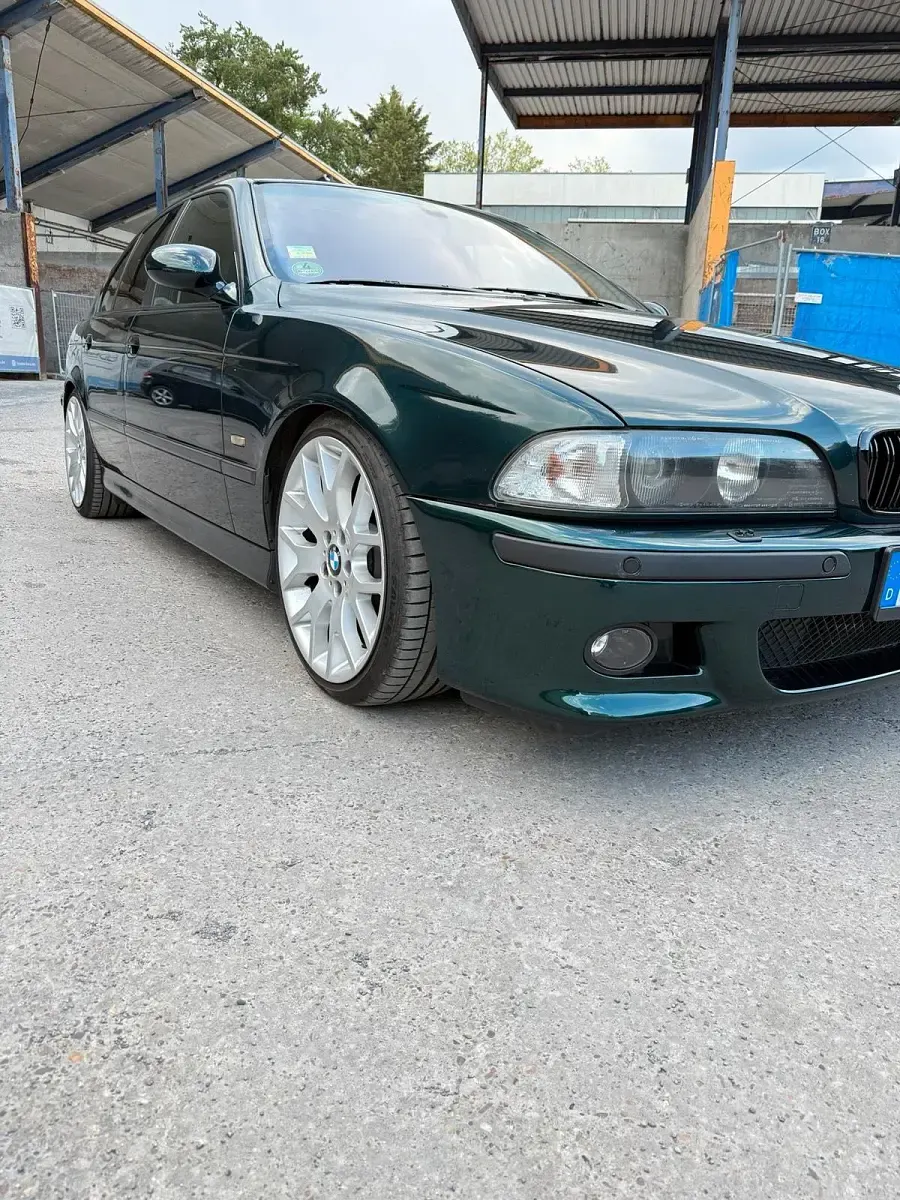 Gebraucht BMW 540 289 PS (212 kW) 1998 Grün Limousine