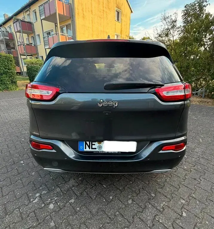 Gebraucht Jeep Cherokee Limited 200 PS (147 kW) 2014 Grau SUV